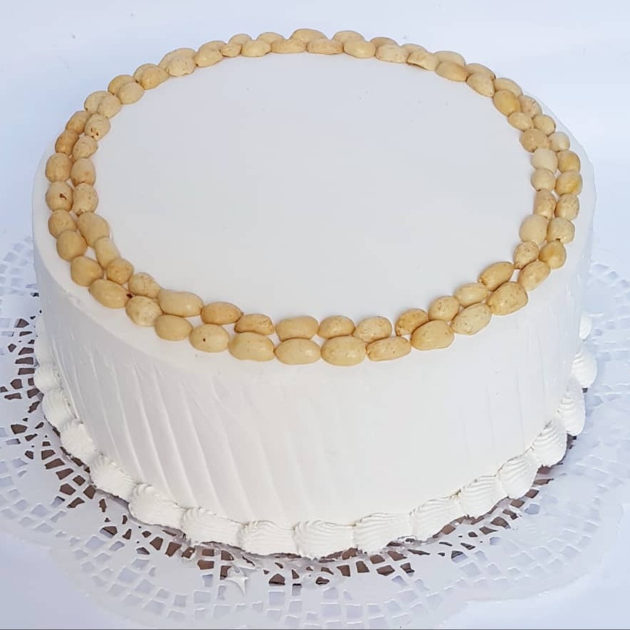 Cake de Crema de Mantequilla de Maní con Nata