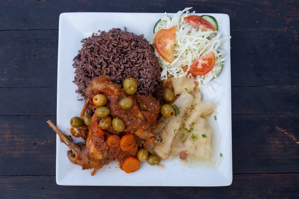 Fricasé de Conejo con Aceitunas